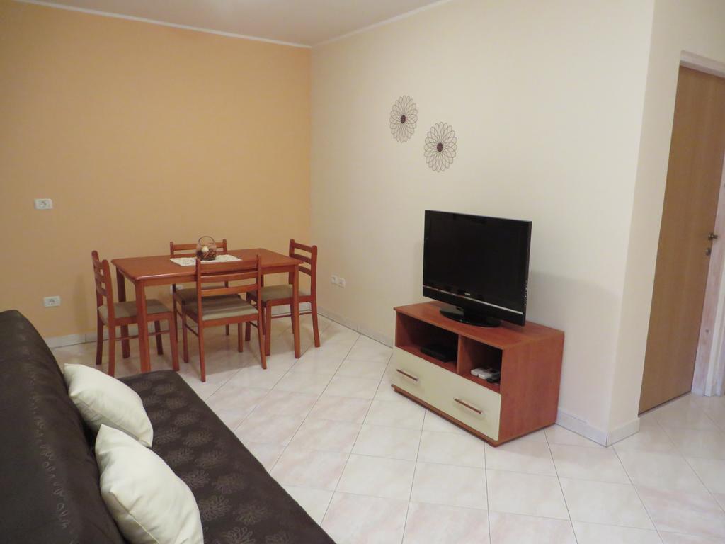 Apartment Mare Medulin Exterior foto