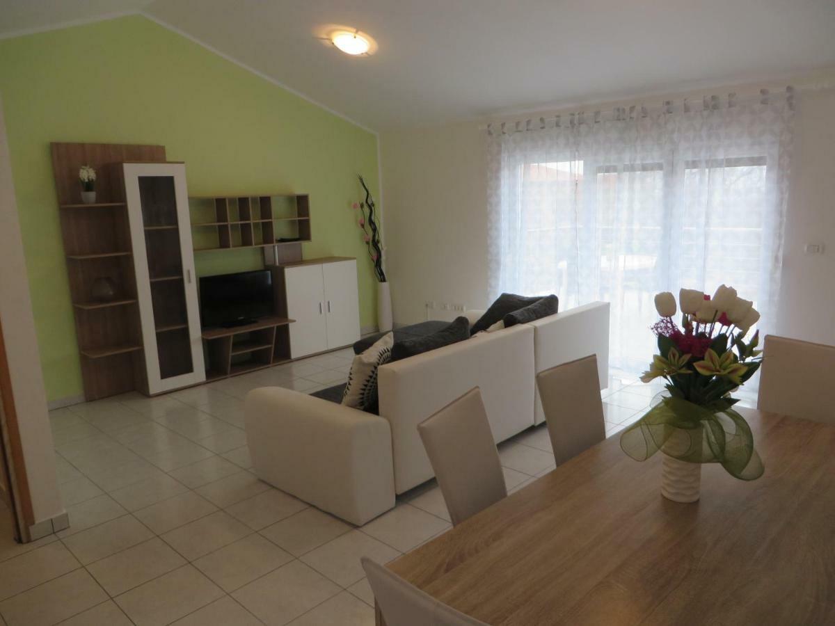 Apartment Mare Medulin Exterior foto